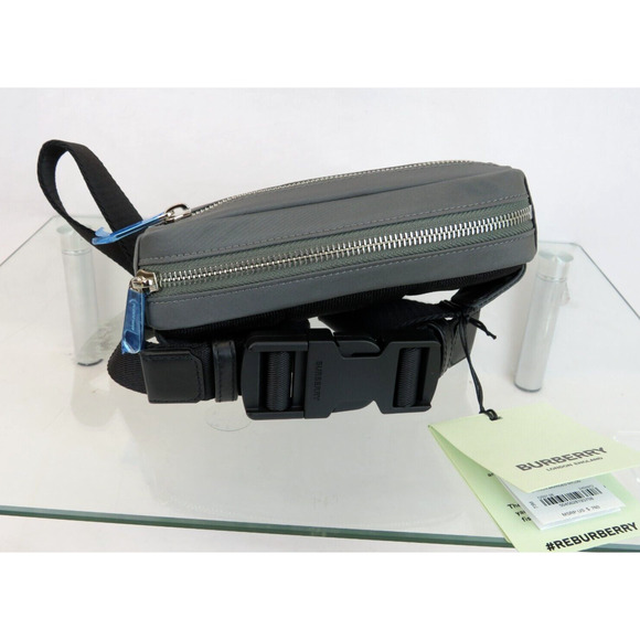 $760 BURBERRY CANNON CHARCOAL GRAY NYLON BLACK LOGO ZIP FANNY PACK BELT BUM BAG - Picture 11 of 15